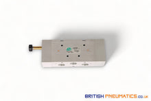Load image into Gallery viewer, API A1E450 Solenoid Valve 1/2" 5/2