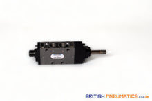 Load image into Gallery viewer, Univer CM-9602A Spool Valve