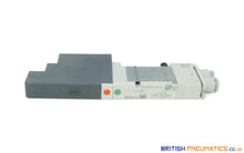 Load image into Gallery viewer, SMC SQ1231DN-5-C4-Q Solenoid Valve
