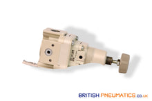 Load image into Gallery viewer, SMC IR2000-F02BG Pneumatic Regulator