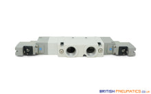 Load image into Gallery viewer, SMC SY9320-5YO-03F-Q Solenoid Valve